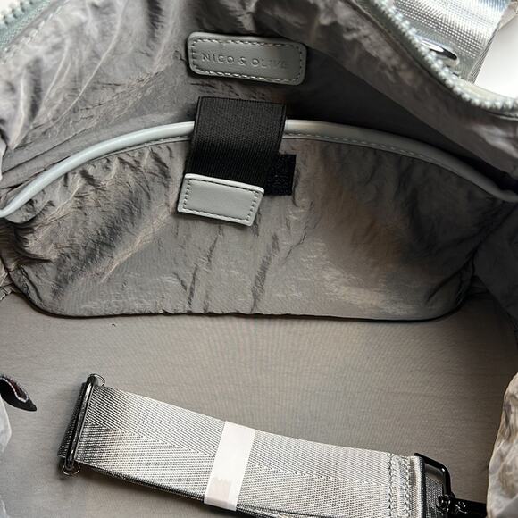 Nico & Olive Small Gray Duffel Bag w/ Double Handles & Removable Strap, NWT - Picture 5 of 8